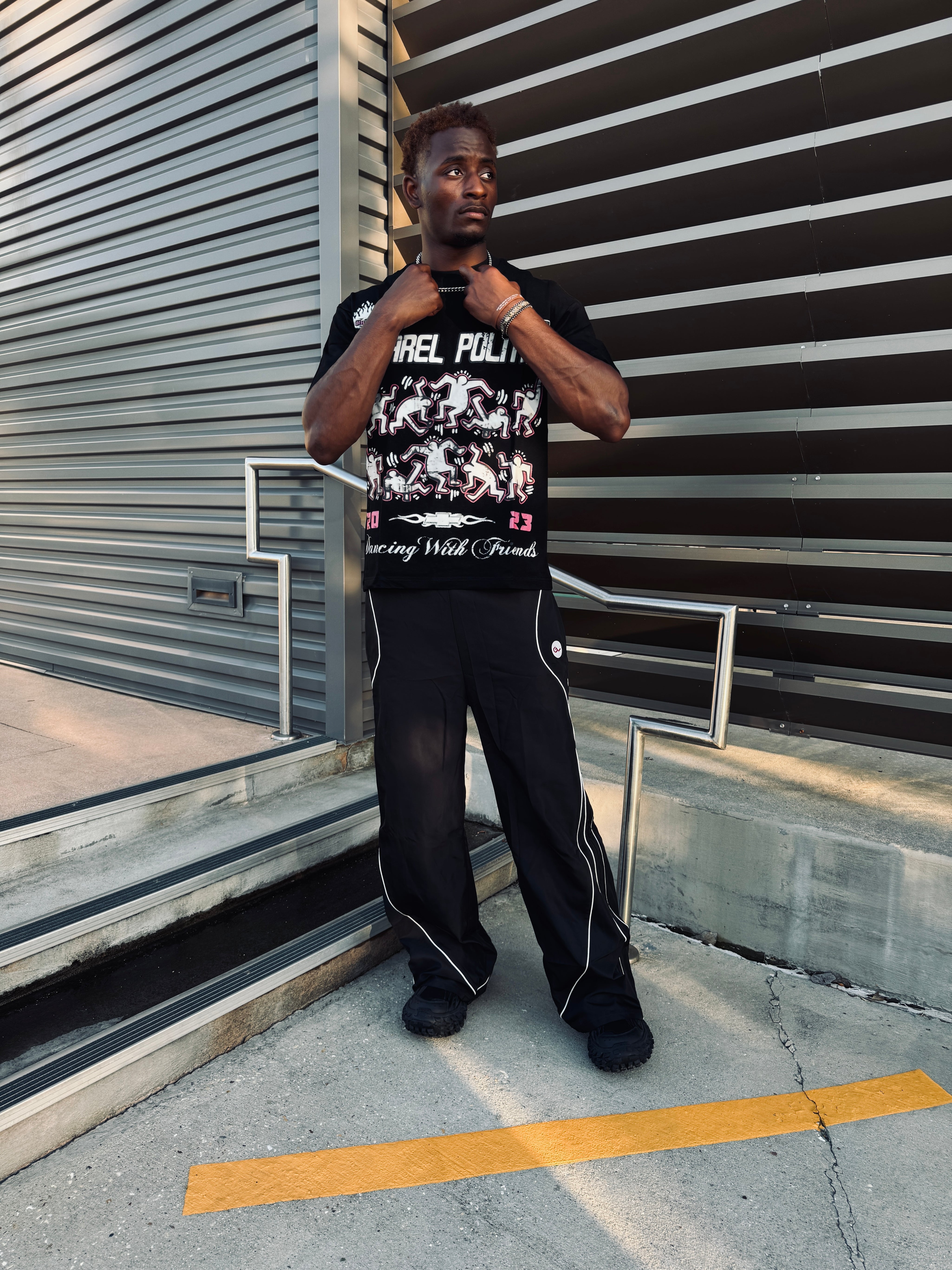 Familiar Faces Tee