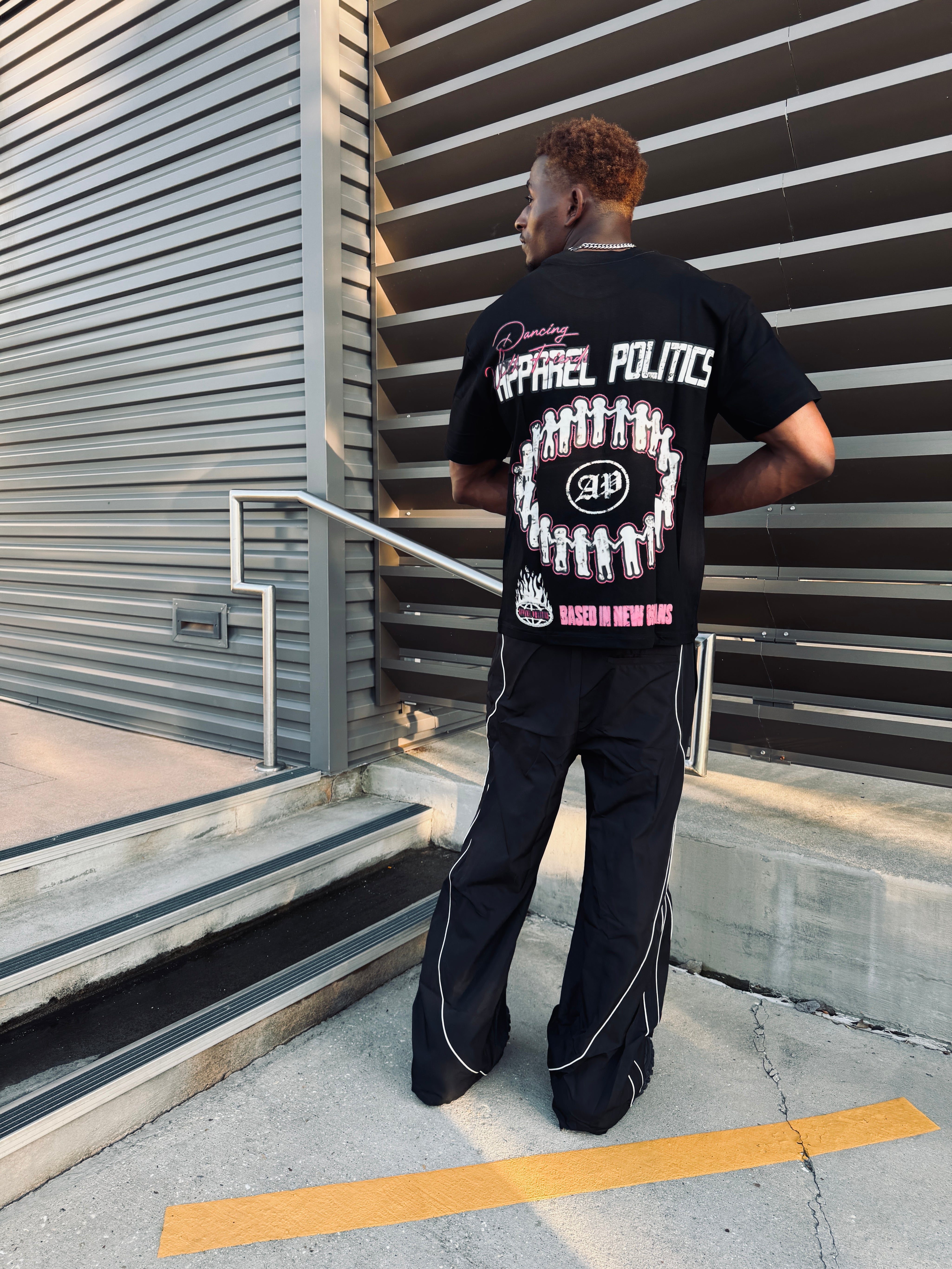 Familiar Faces Tee